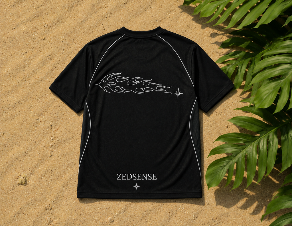 OBSIDIAN COMPASS TEE